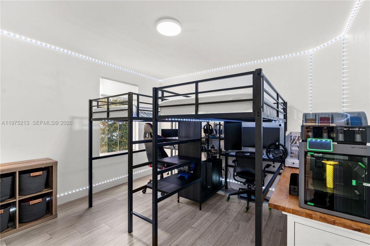 20775 NW 1st St , Pembroke Pines, FL 33029 Photo