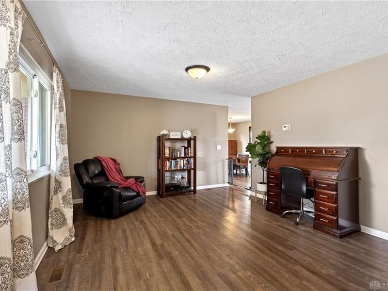 1540 Crockett Court, Xenia, OH 45385 Photo 5