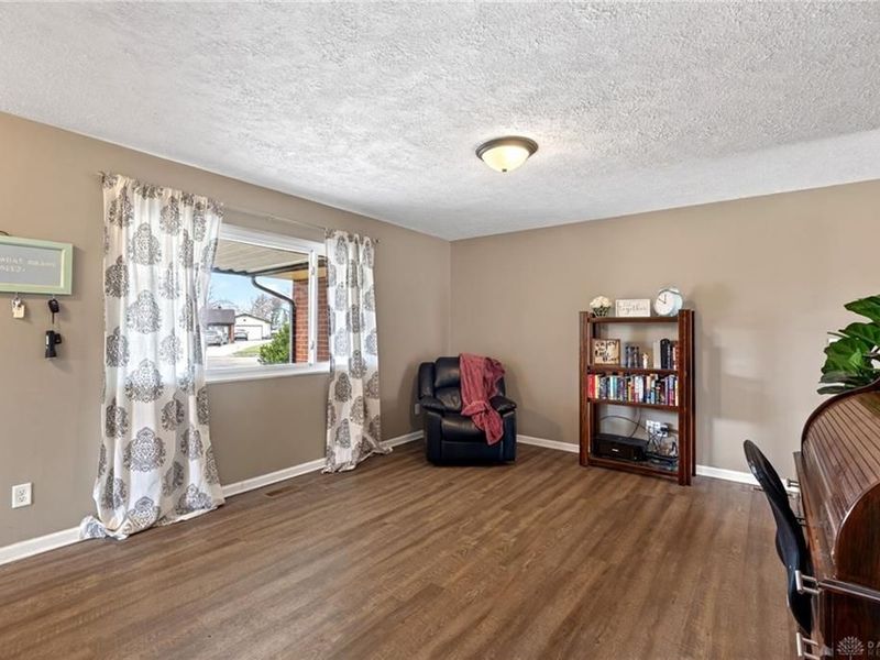 1540 Crockett Court, Xenia, OH 45385 Photo 6