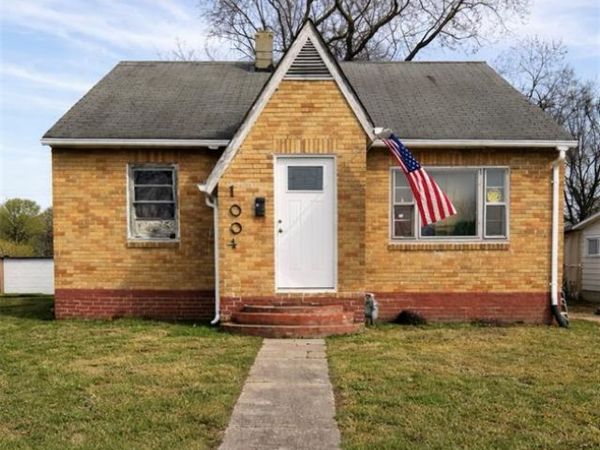 1004 S 25th St, Mount Vernon, IL 62864