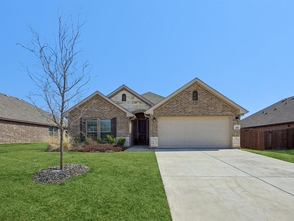 212 Magnolia Drive, Azle, TX 76020