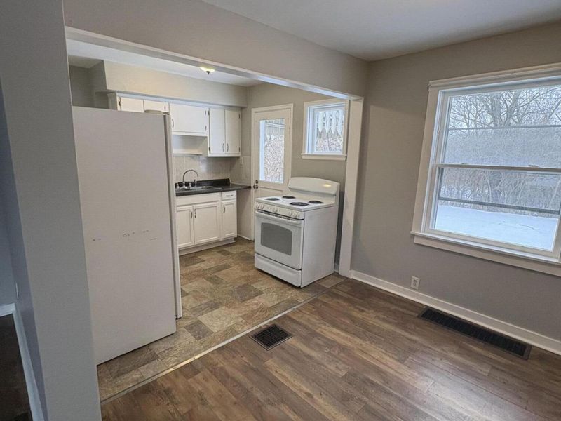 913 Mitchell Boulevard, Springfield, OH 45503 Photo 3