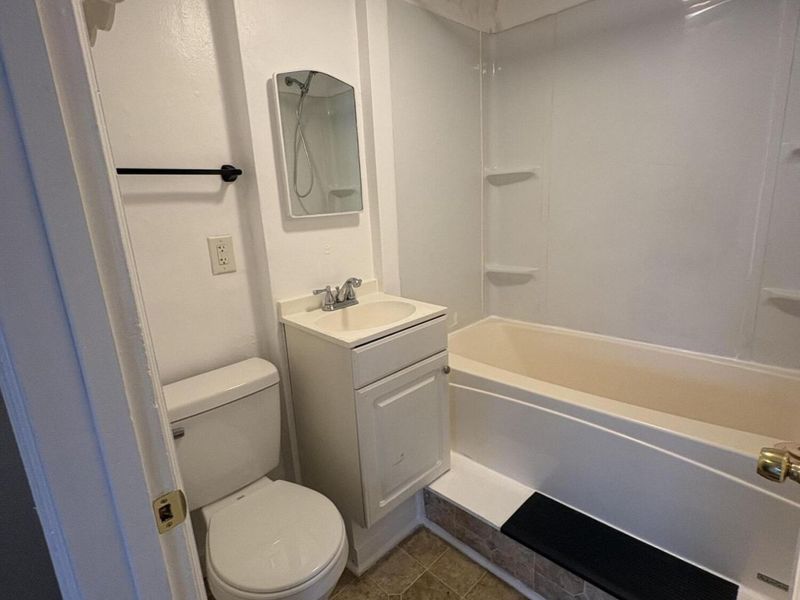 913 Mitchell Boulevard, Springfield, OH 45503 Photo 8