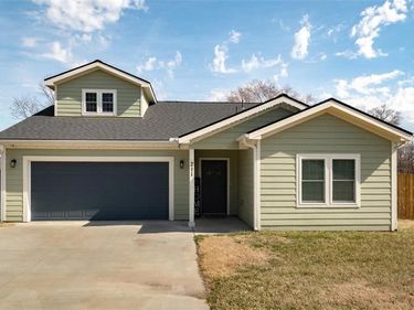 211 Harrison Street, Pomona, KS 66076