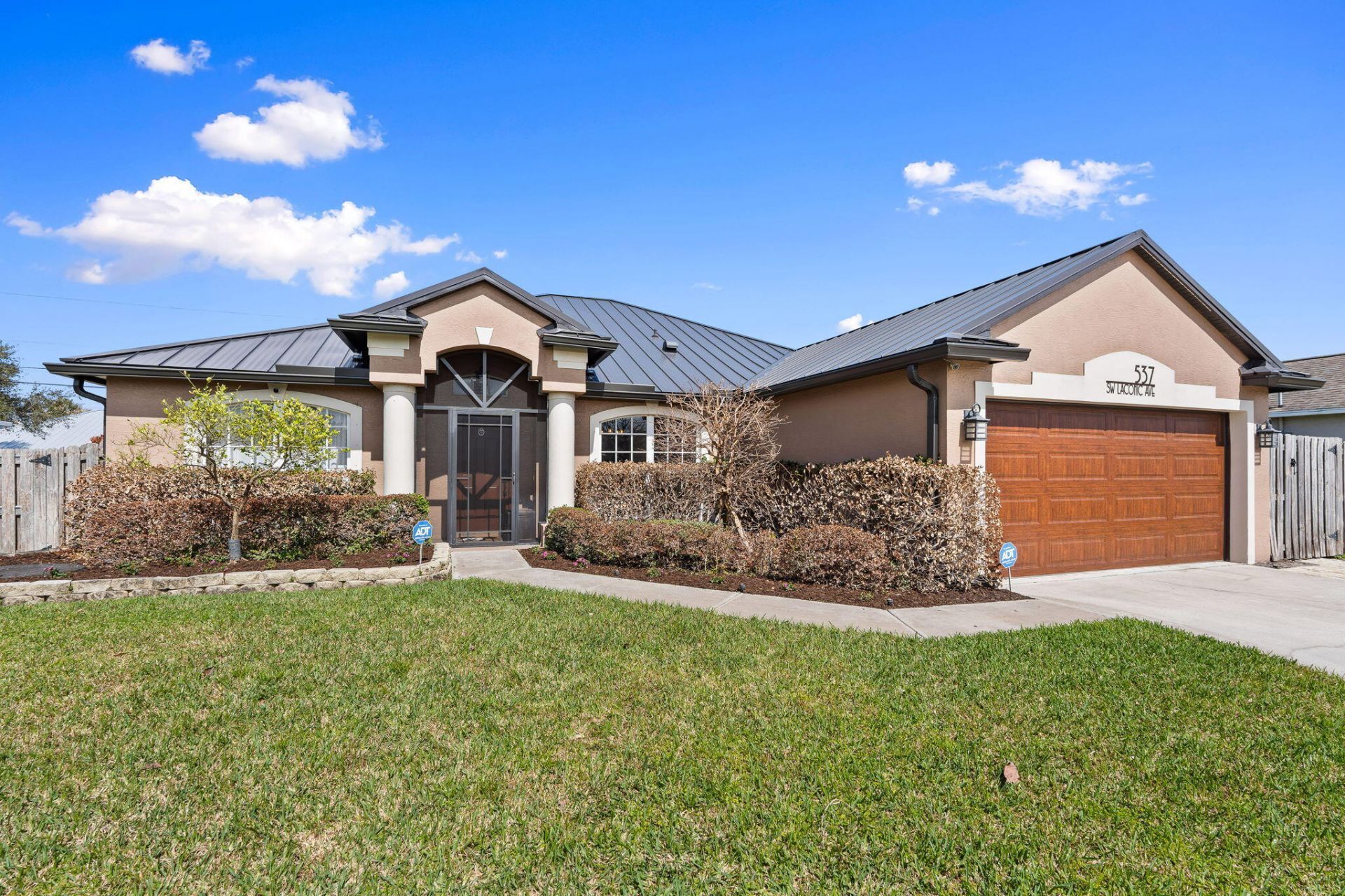 537 SW Laconic Avenue, Port Saint Lucie, FL 34953 Photo