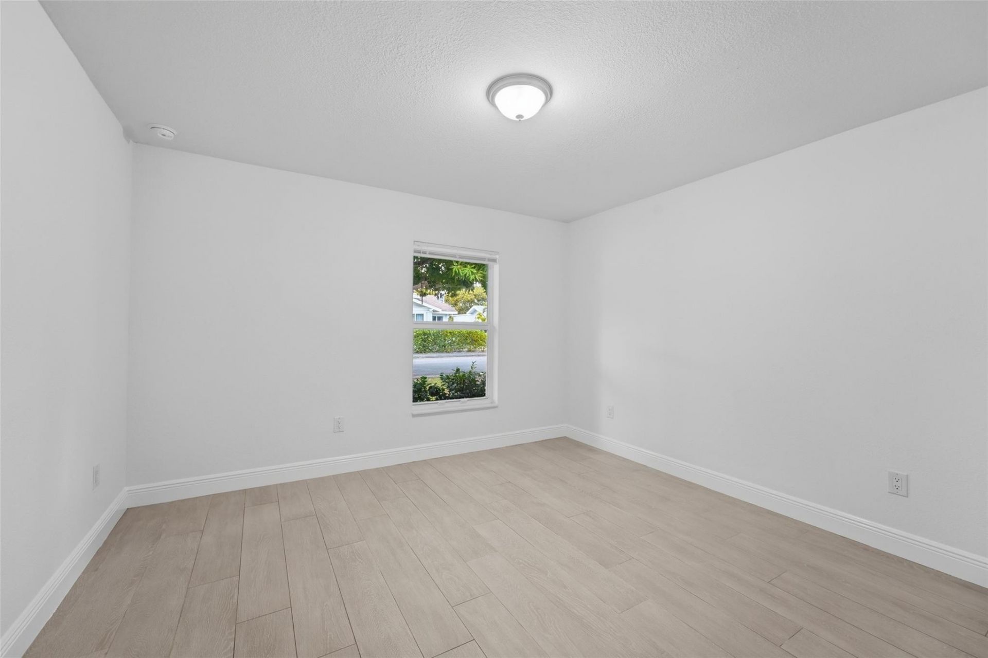 730 S N Street, Lake Worth Beach, FL 33460 Photo