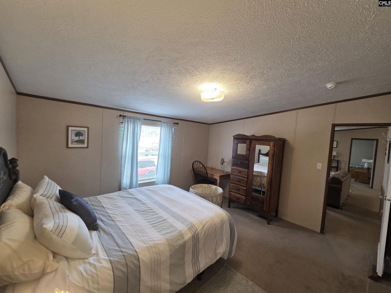1193 Blacksgate East  Photo 16