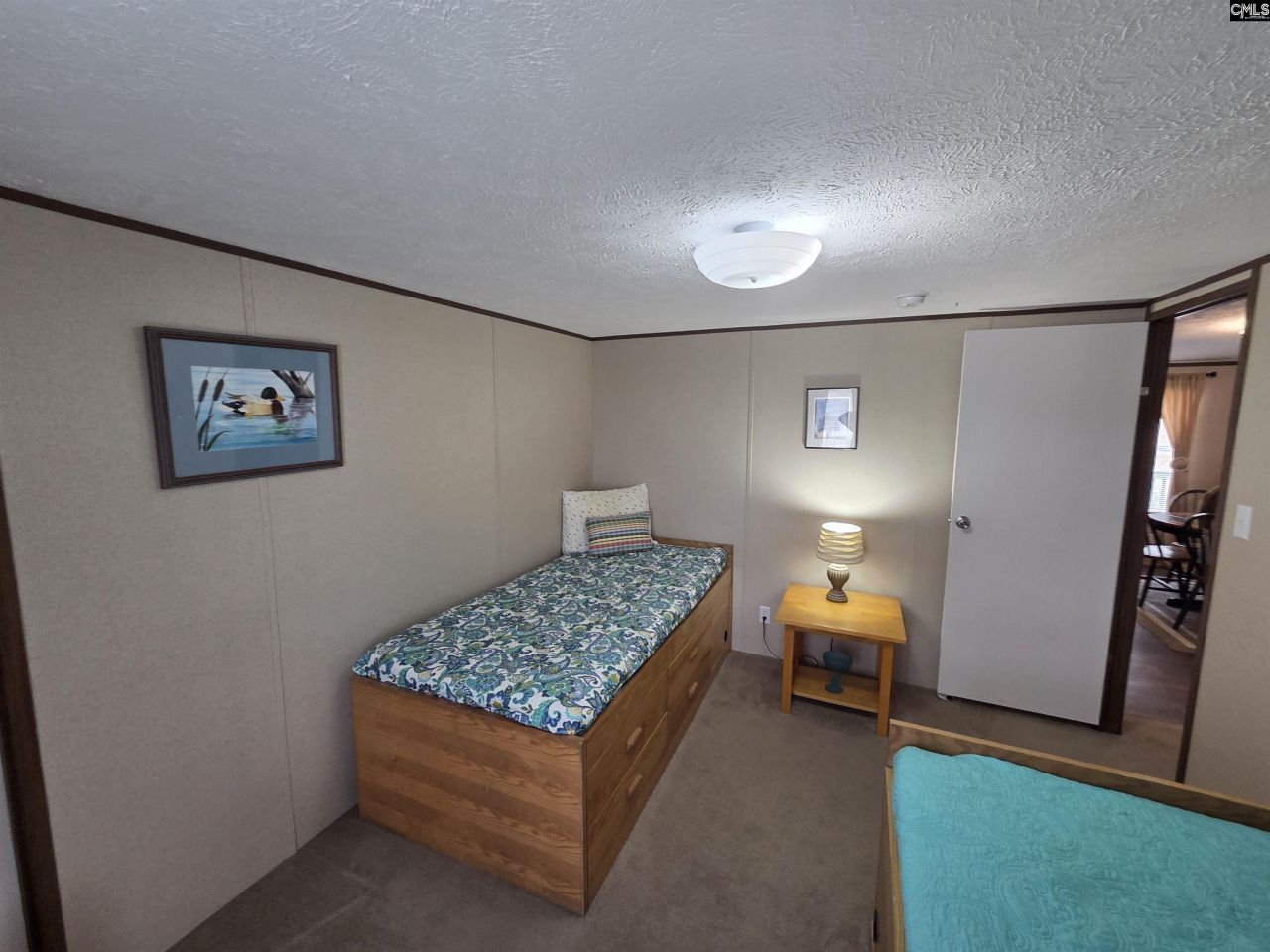 1193 Blacksgate East  Photo 20