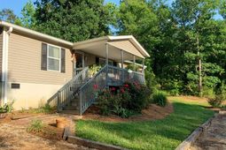 1193 Blacksgate East  photo 4