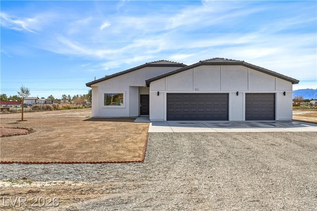 711 W Leffner Drive , Pahrump, NV 89060