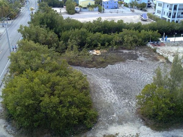 27460 W Indies Drive, Ramrod, FL 33042