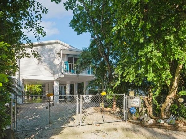 133 E Silver Palm Avenue, Tavernier, FL 33070