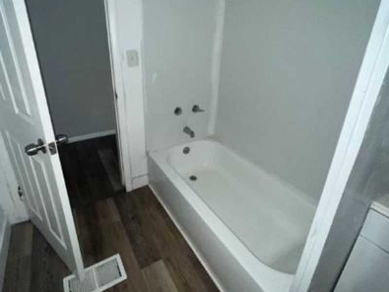 2919 E 64th Street, Cleveland, OH 44127 Photo 10