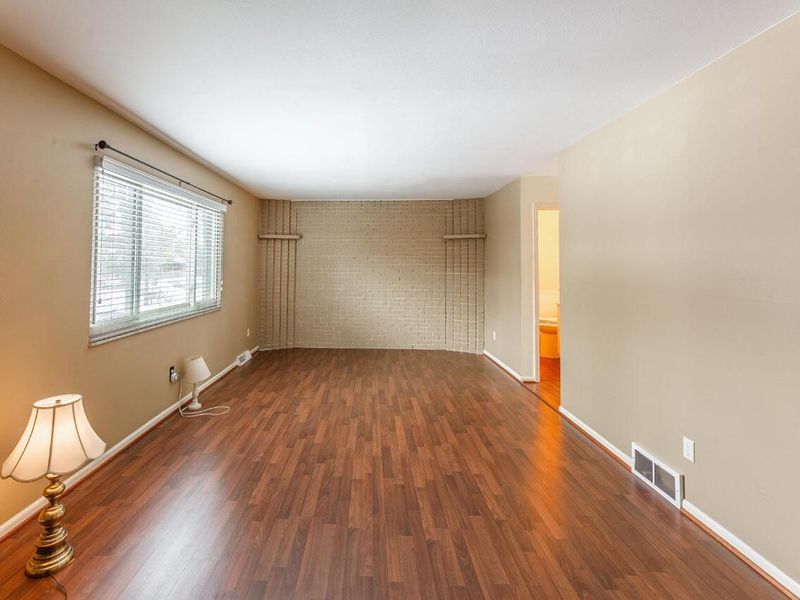 365 E North Street, Unit 5, Columbus, OH 43085 Photo 5