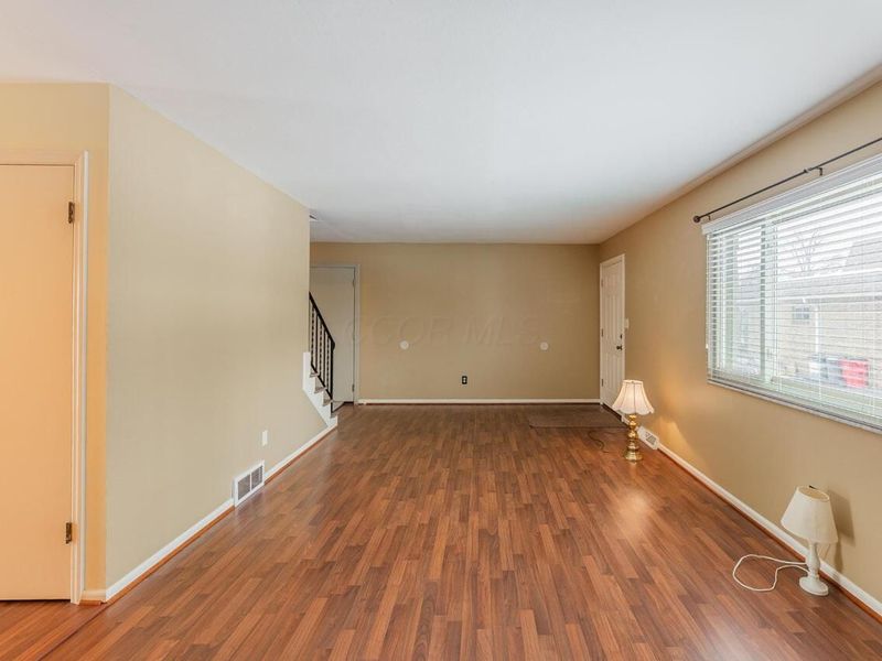 365 E North Street, Unit 5, Columbus, OH 43085 Photo 8