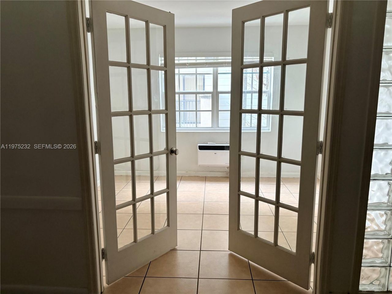 318 Majorca Ave, Unit 204, Coral Gables, FL 33134 Photo