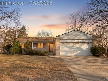 37150 Bennett Street, Livonia, MI 48152