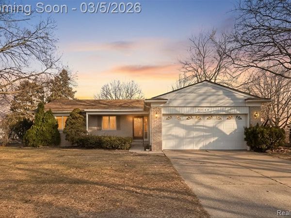 37150 Bennett Street , Livonia, MI 48152