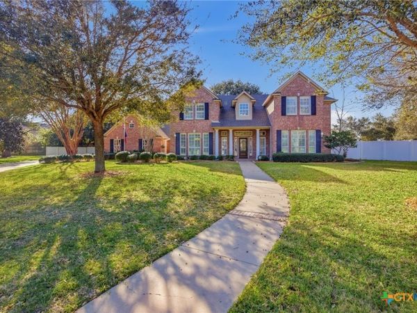 101 Creekridge Drive , Victoria, TX 77904