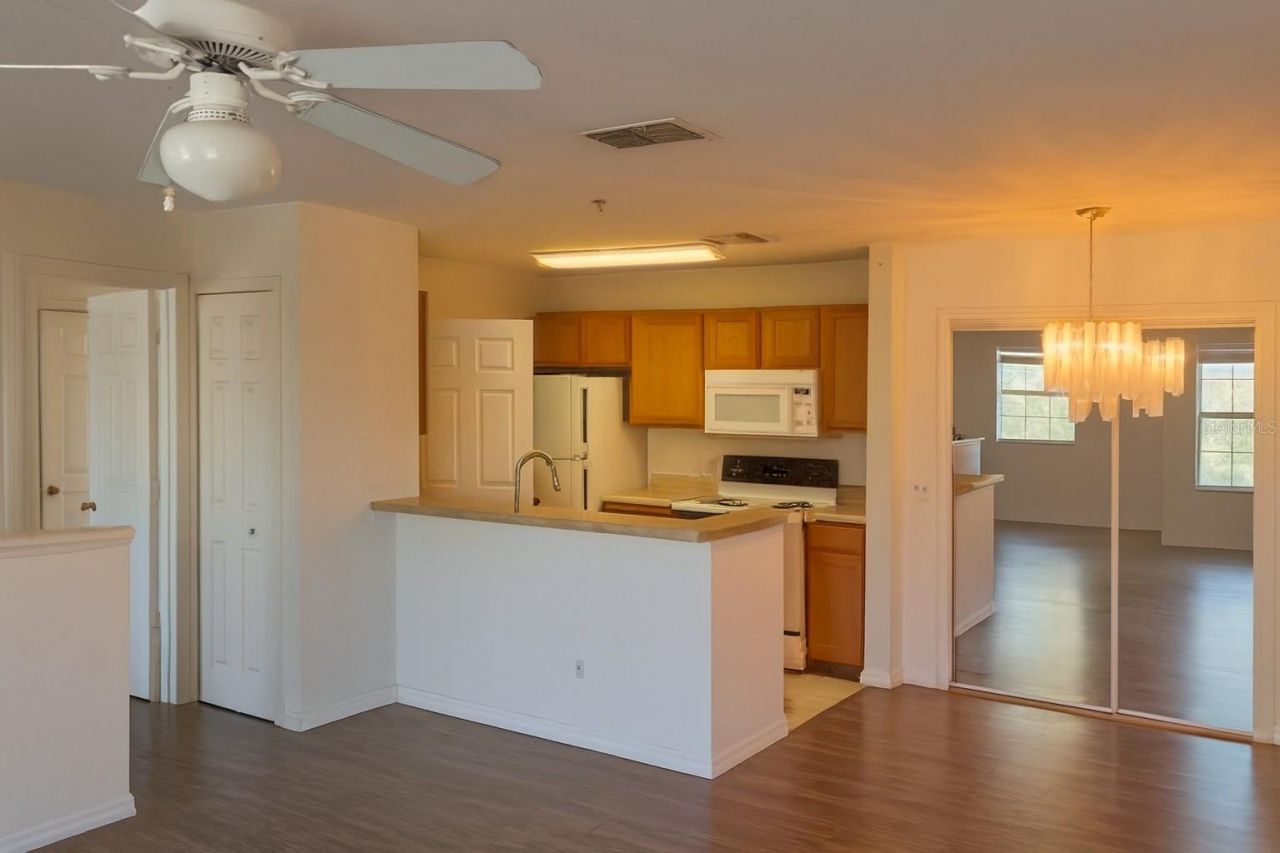 4850 51st Street W, Unit 1203, Bradenton, FL 34210 Photo