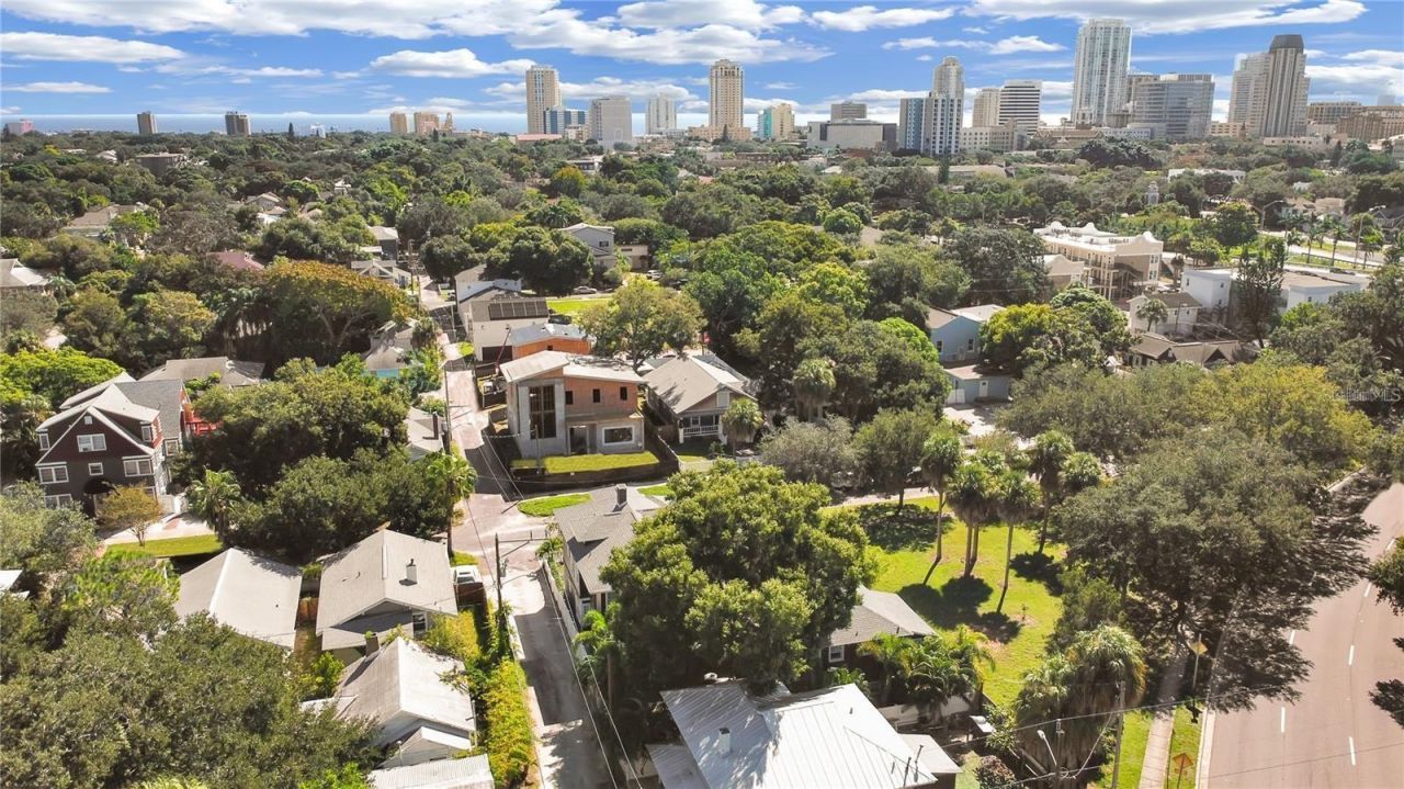 614 8th Street N, Saint Petersburg, FL 33701 Photo