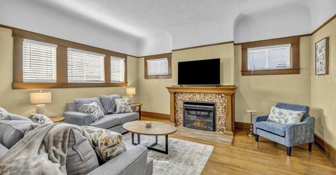 35 W 8th Street, Reno, NV 89503 Photo