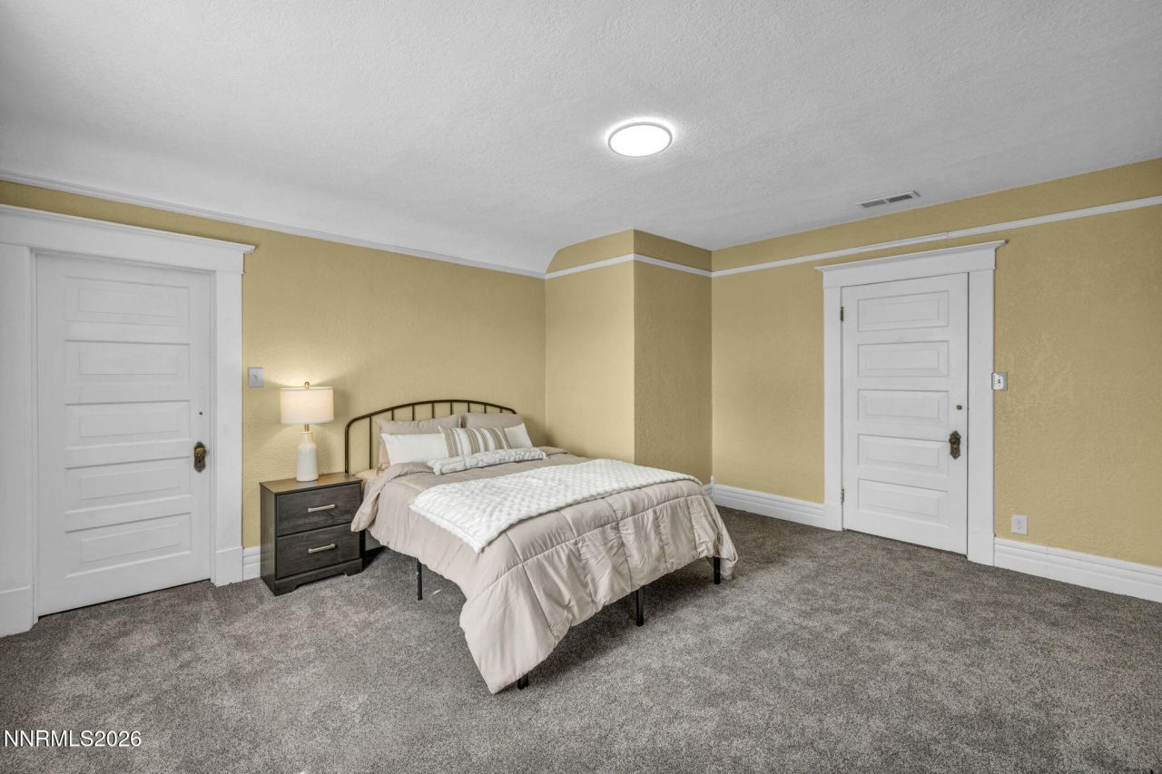 35 W 8th Street, Reno, NV 89503 Photo