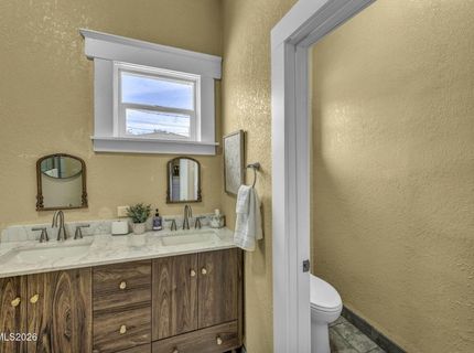35 W 8th Street, Reno, NV 89503 Photo
