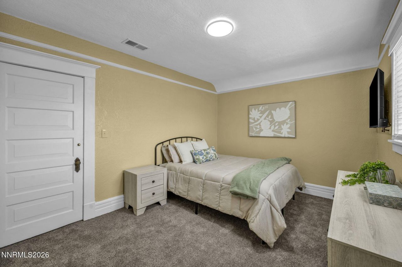 35 W 8th Street, Reno, NV 89503 Photo