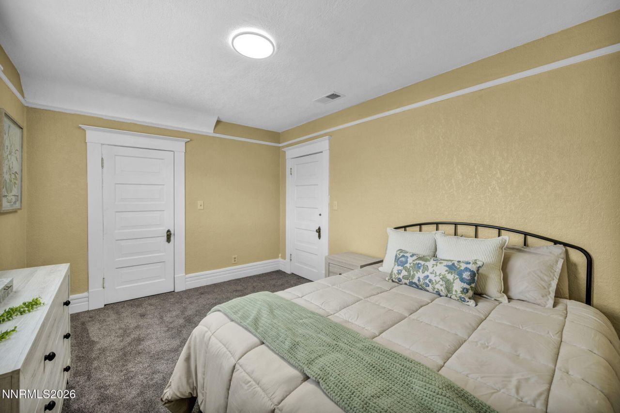 35 W 8th Street, Reno, NV 89503 Photo