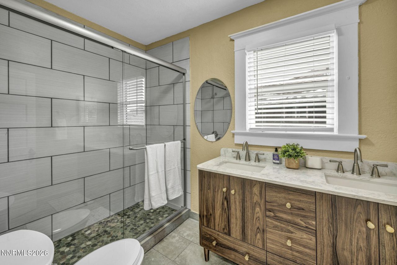 35 W 8th Street, Reno, NV 89503 Photo