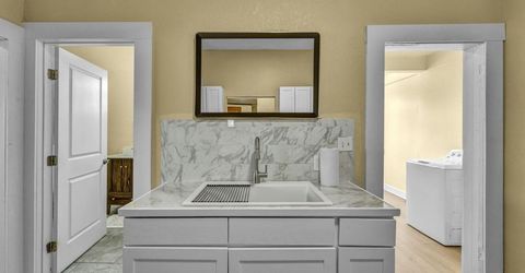 35 W 8th Street, Reno, NV 89503 Photo