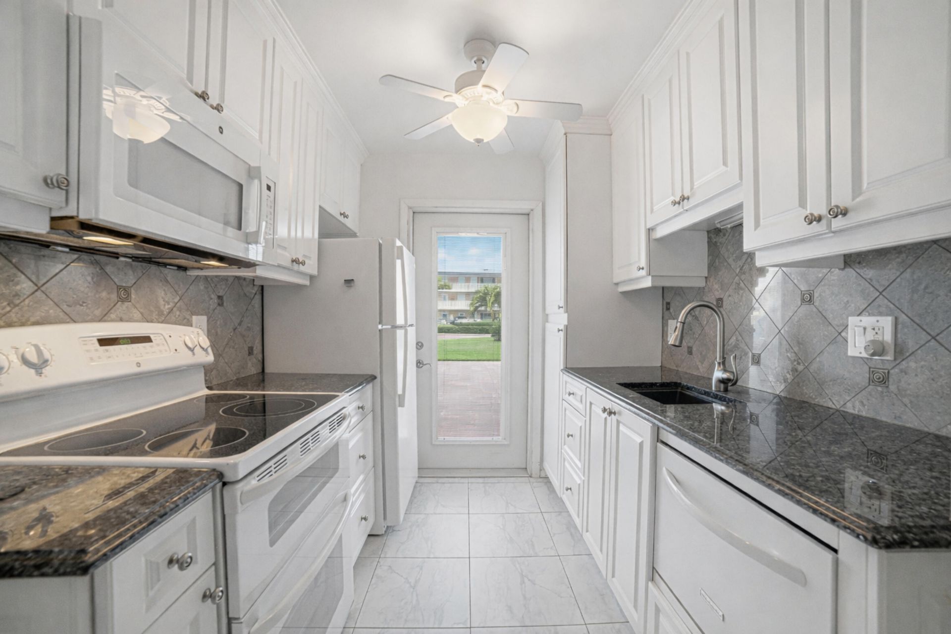 130 Doolen Court, Unit 108, North Palm Beach, FL 33408 Photo