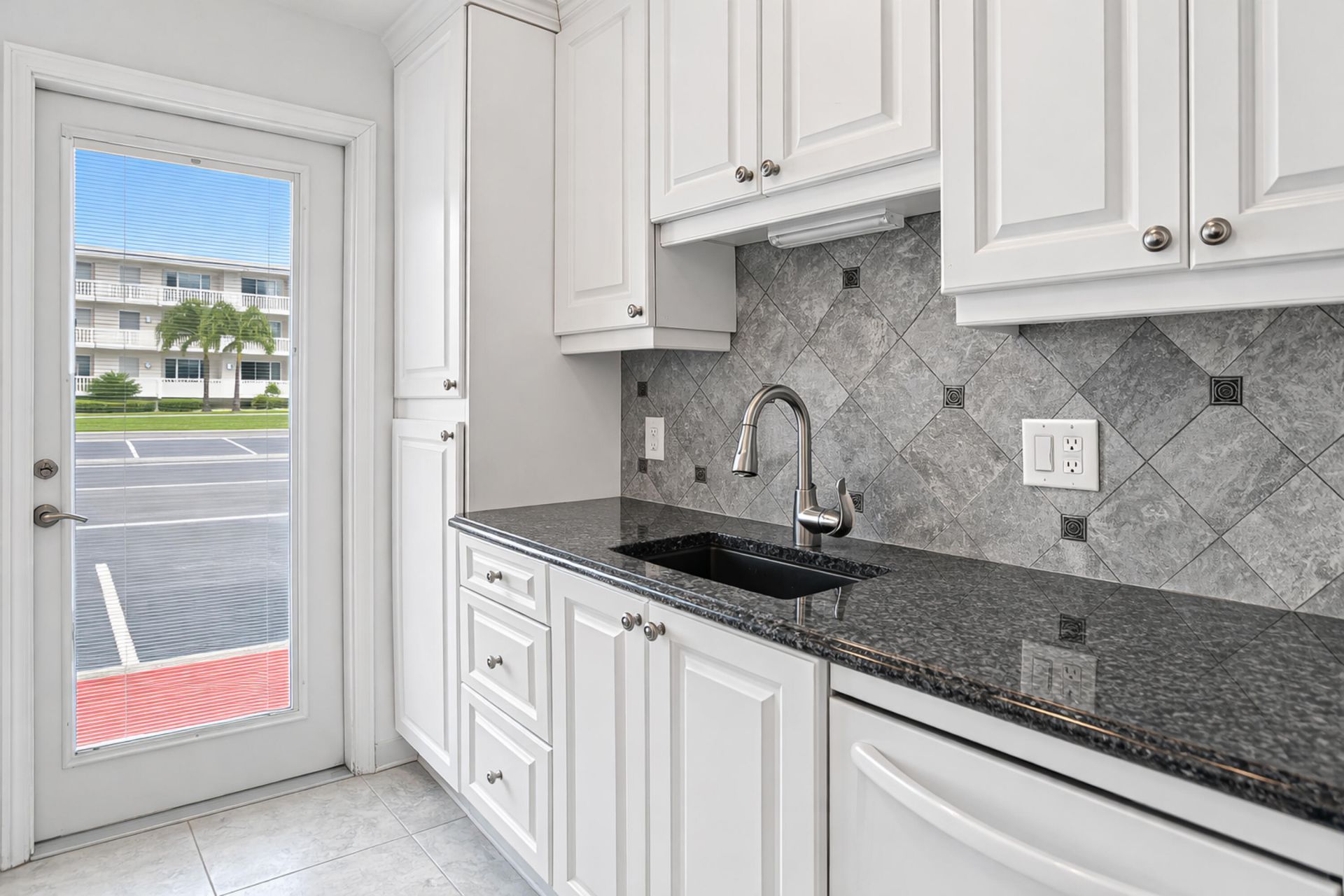 130 Doolen Court, Unit 108, North Palm Beach, FL 33408 Photo