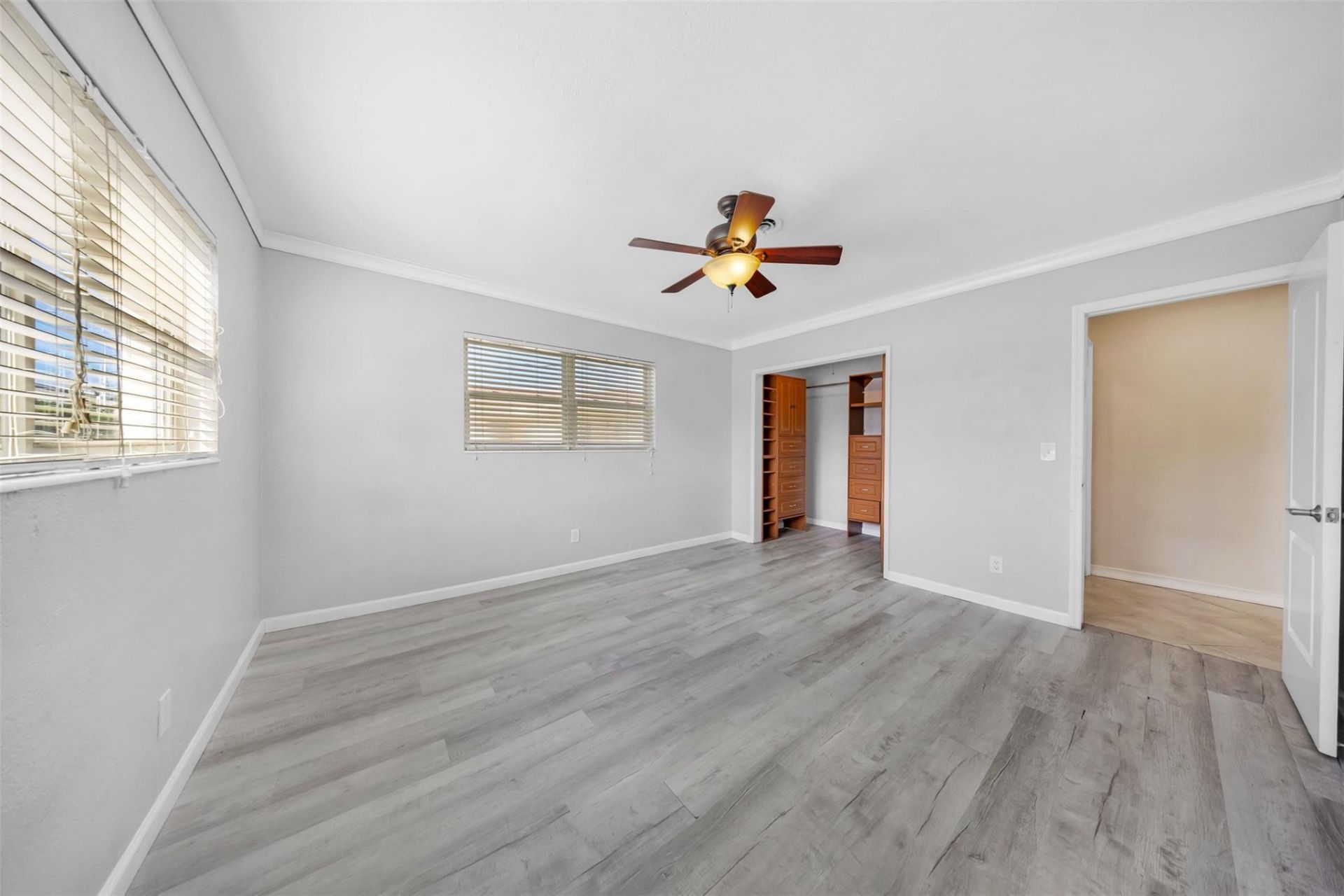 2591 NE 55 Court, Unit 208, Fort Lauderdale, FL 33308 Photo