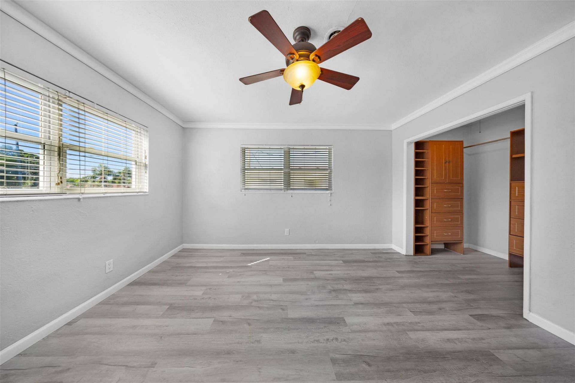 2591 NE 55 Court, Unit 208, Fort Lauderdale, FL 33308 Photo