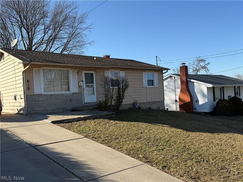 618 N Hartford Avenue , Youngstown, OH 44509 Photo 2