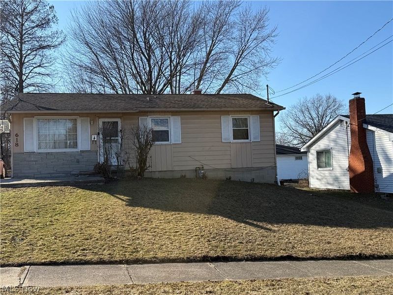 618 N Hartford Avenue , Youngstown, OH 44509 Photo 5