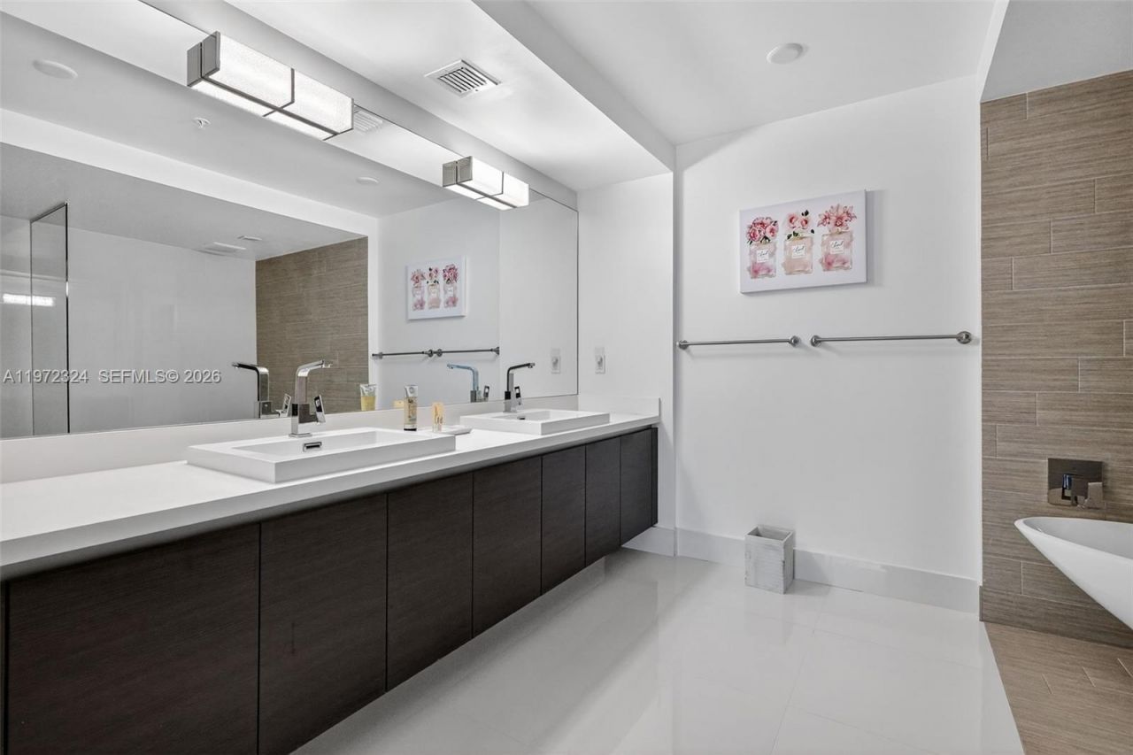 300 Sunny Isles Blvd, Unit 4-804, Sunny Isles Beach, FL 33160 Photo