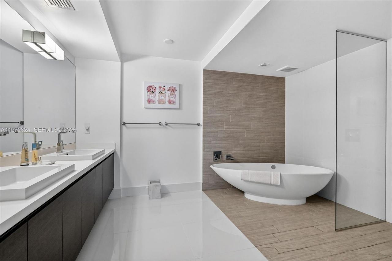 300 Sunny Isles Blvd, Unit 4-804, Sunny Isles Beach, FL 33160 Photo