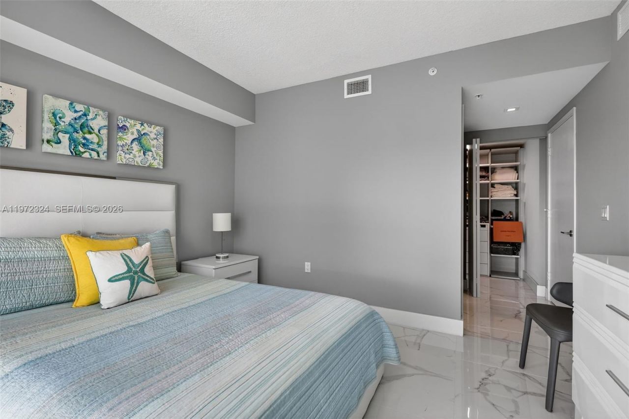 300 Sunny Isles Blvd, Unit 4-804, Sunny Isles Beach, FL 33160 Photo