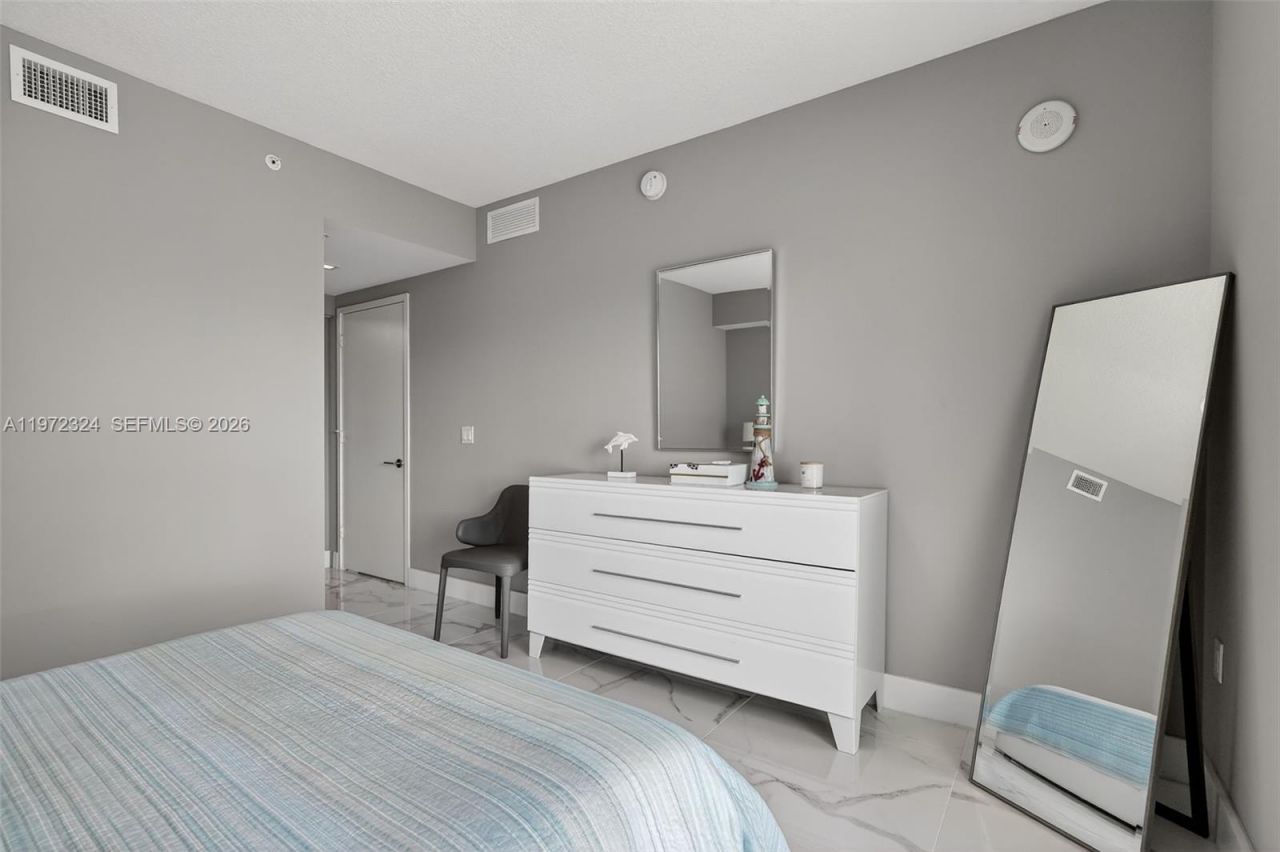 300 Sunny Isles Blvd, Unit 4-804, Sunny Isles Beach, FL 33160 Photo