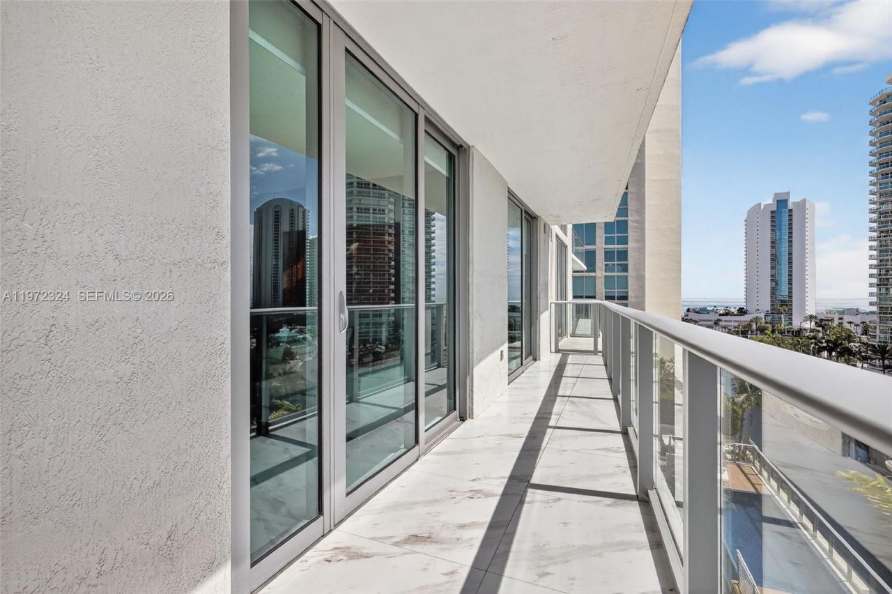 300 Sunny Isles Blvd, Unit 4-804, Sunny Isles Beach, FL 33160 Photo