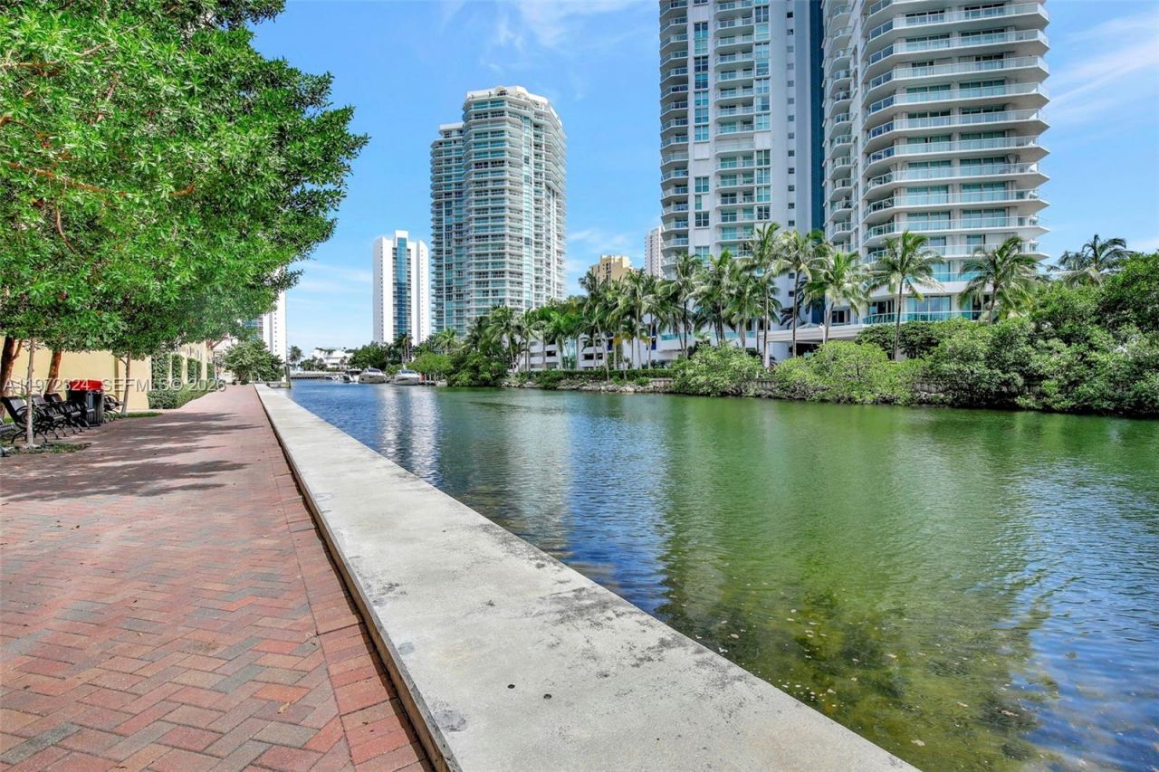 300 Sunny Isles Blvd, Unit 4-804, Sunny Isles Beach, FL 33160 Photo