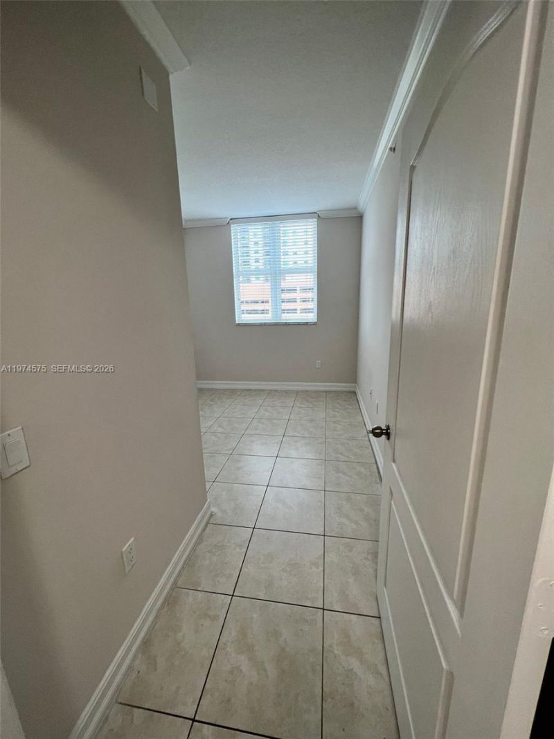 117 NW 42nd Ave , Unit 508, Miami, FL 33126 Photo