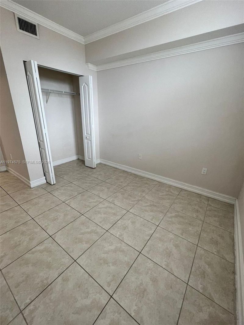 117 NW 42nd Ave , Unit 508, Miami, FL 33126 Photo