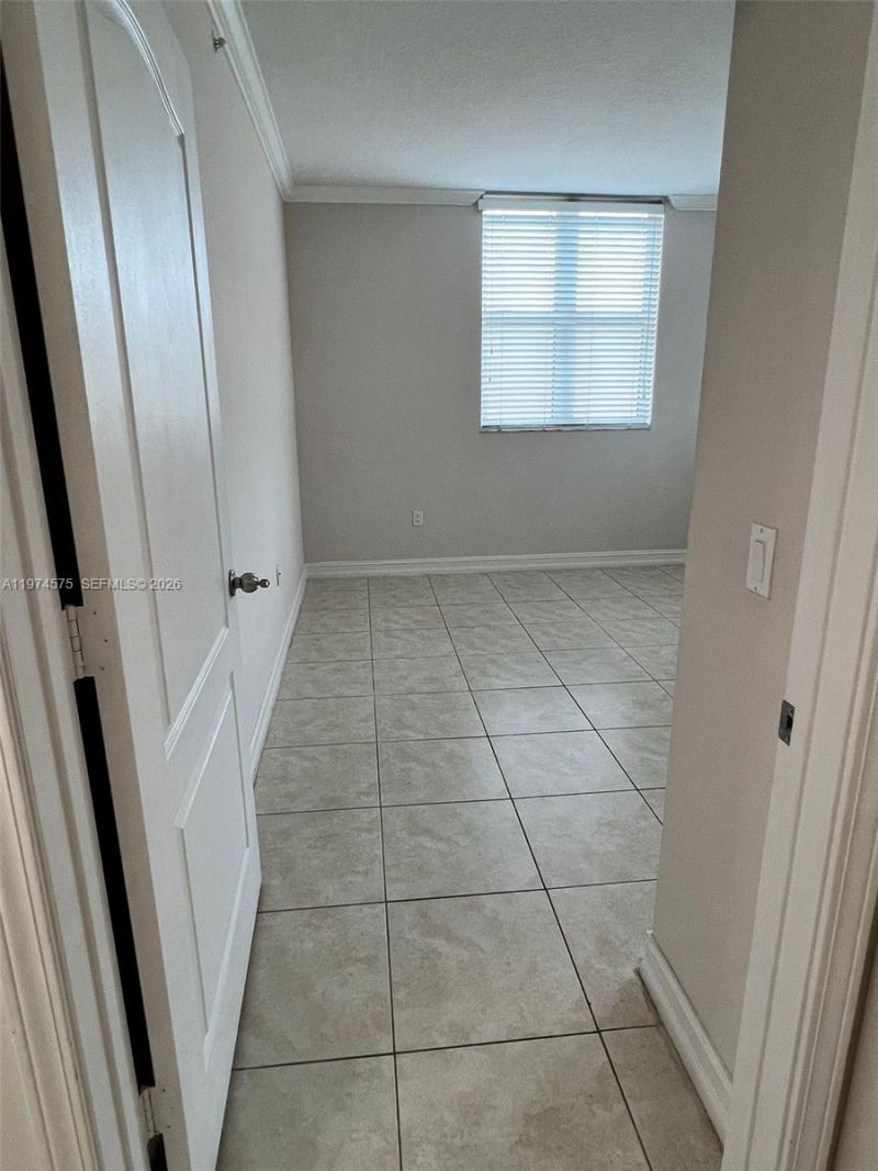 117 NW 42nd Ave , Unit 508, Miami, FL 33126 Photo