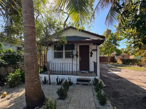 1762 NW 63rd St, Miami, FL 33147