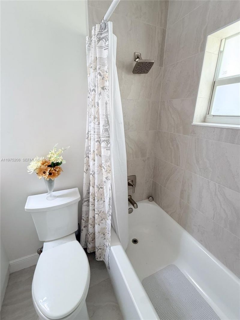 1619 N 29th Ct , Hollywood, FL 33020 Photo