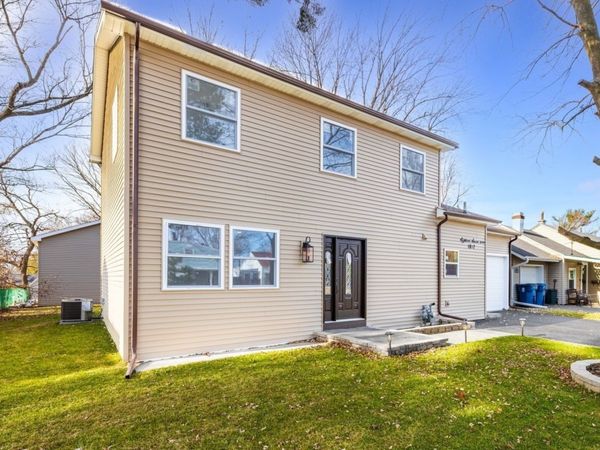 1817 Kelly Avenue , Crest Hill, IL 60403